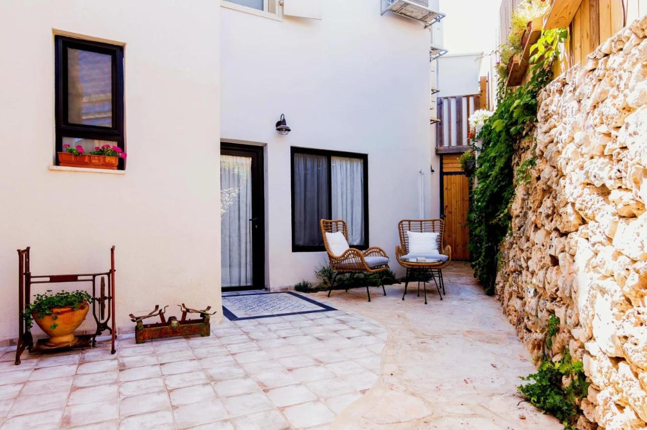 Jabotinsky 37 Bed & Breakfast Zikhron Ya'akov Eksteriør bilde
