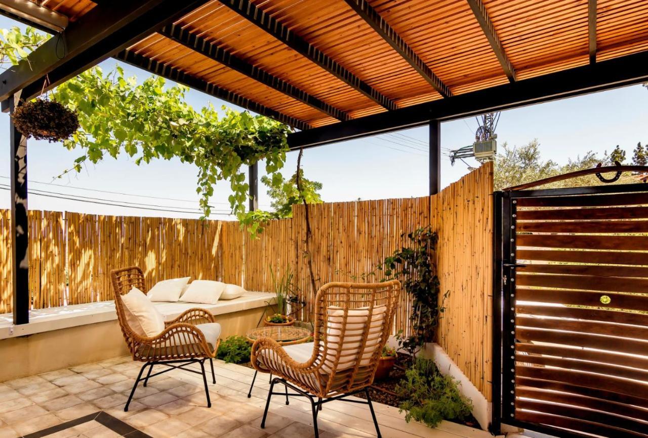Jabotinsky 37 Bed & Breakfast Zikhron Ya'akov Eksteriør bilde